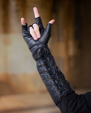 Razorpine Fingerless Gauntlets - Classic Black