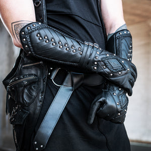Darkbane Gauntlets - Classic Black