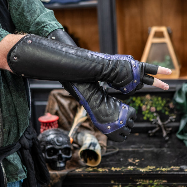 Razorpine Fingerless Gauntlets - Nightshade Purple