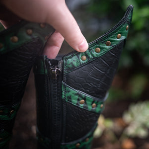 Women's Elderwood Tabi Boots - Dragonskin & Dragonseye Green, size Women's 8.5, Broken Zipper