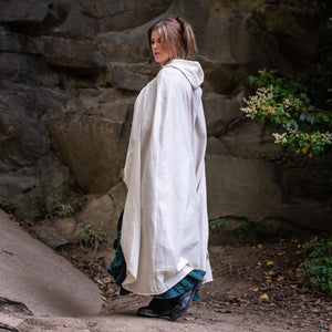 Wayfinder Cloak - Ivory