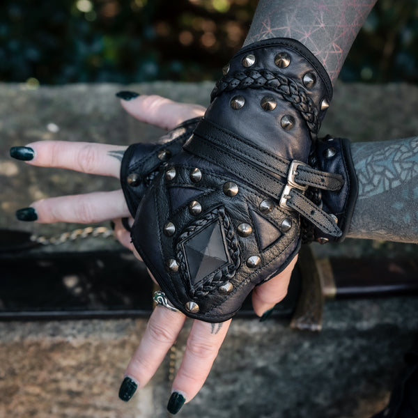 Darkbane Glovelets - Special Order