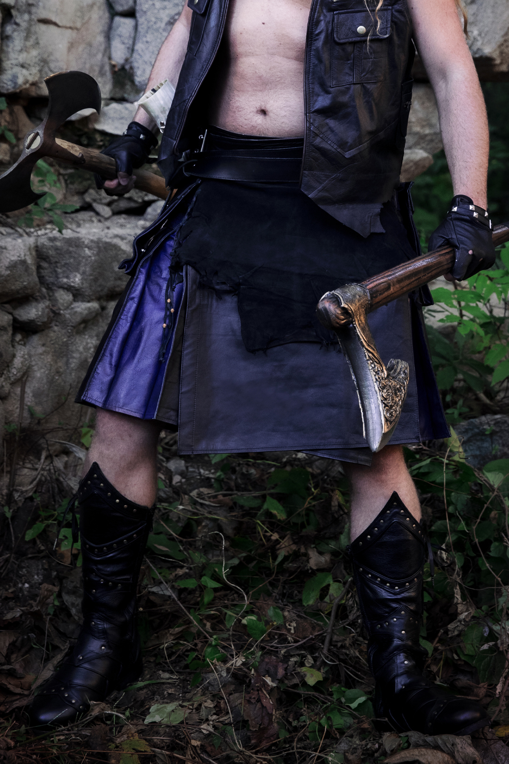 Versatta Marauder Leather Kilt in Black/Nightshade